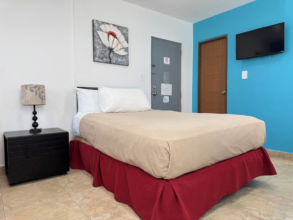 Sandy Beach Hotel 29/57