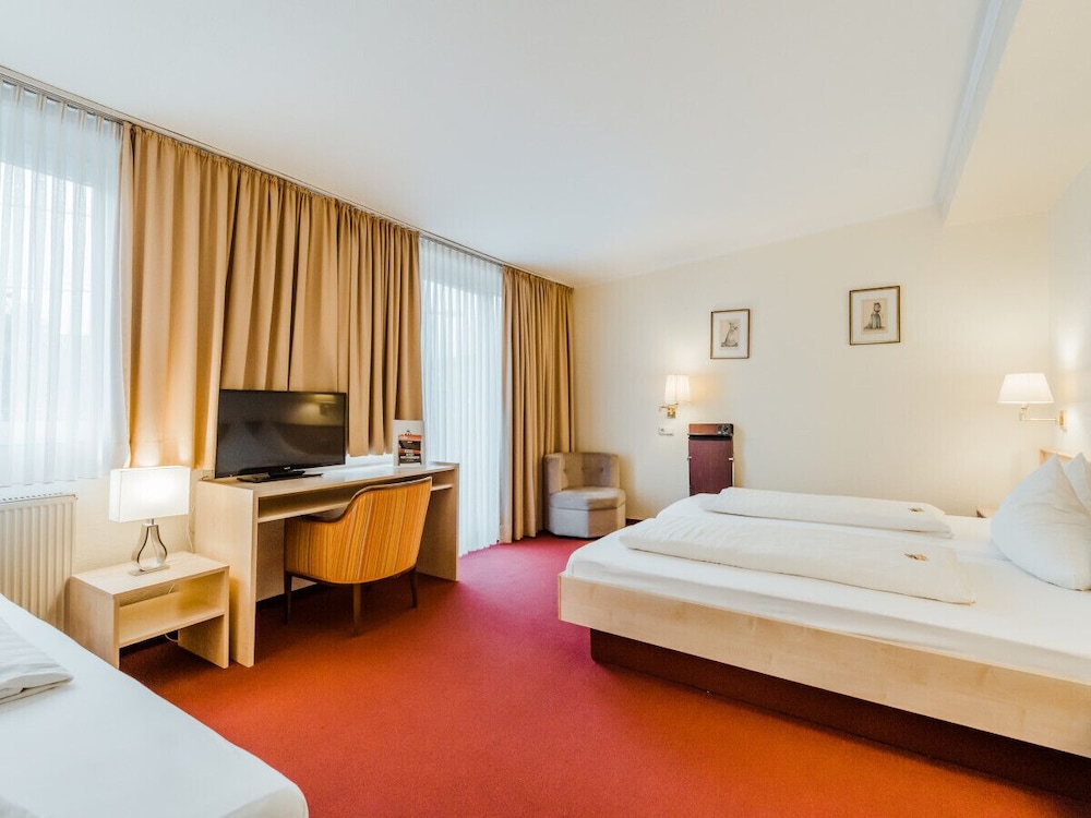 Hotel am Marschiertor 15/50