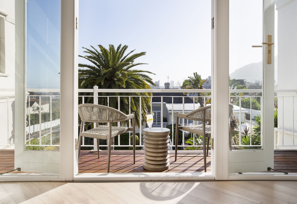 The Clarendon - Fresnaye 44/50