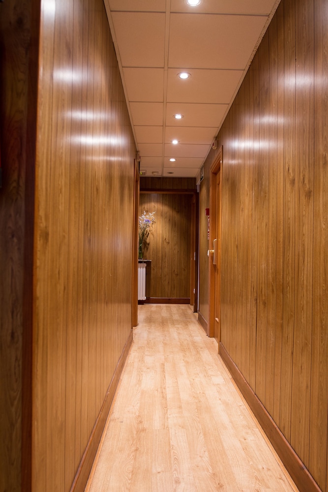 Hotel 139 33/63