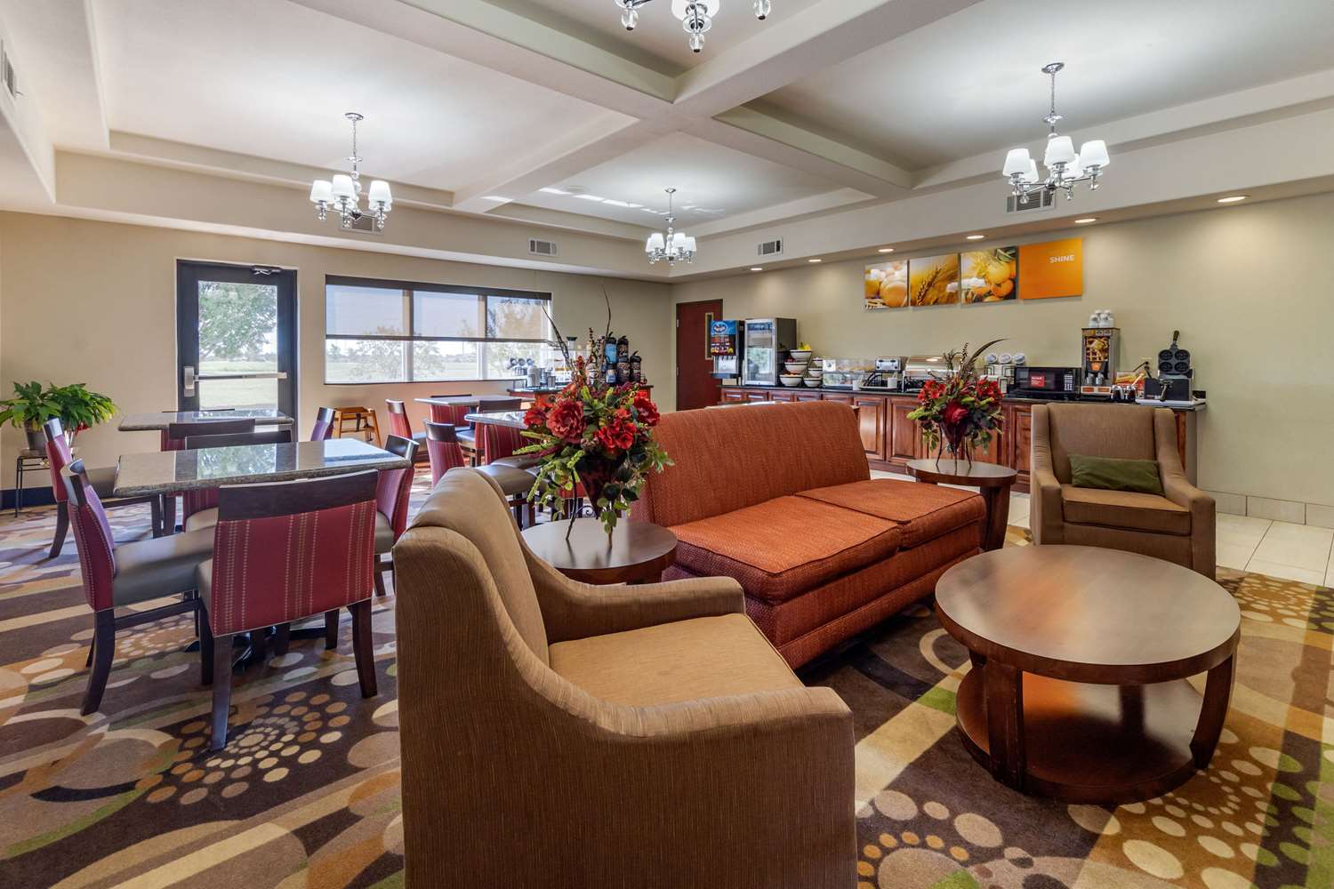 Comfort Inn and Suites Perry I-35 23/36