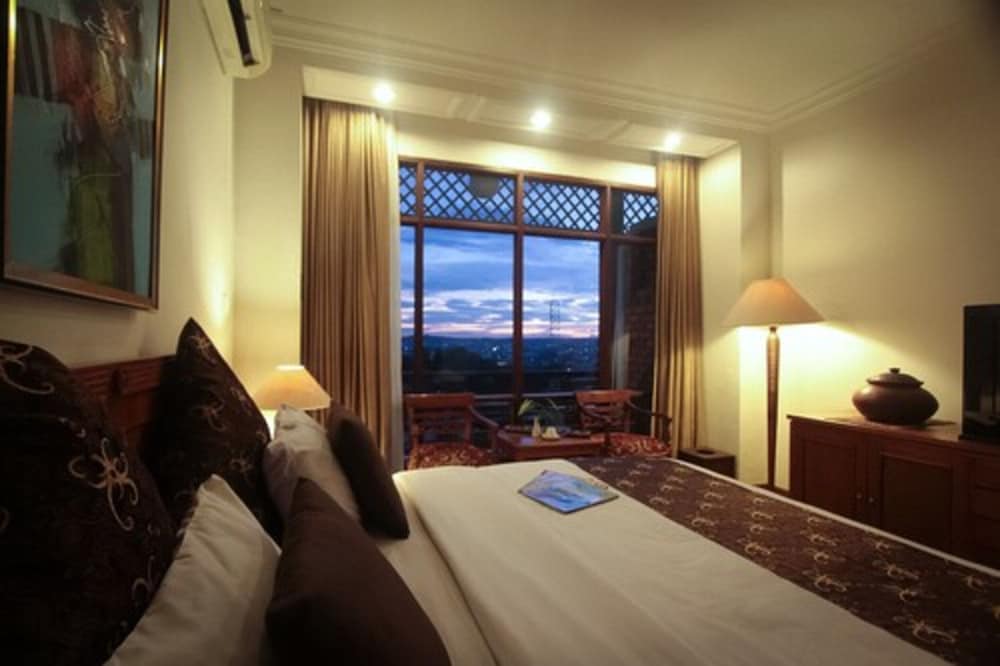 MESRA BUSINESS & RESORT HOTEL 15/27