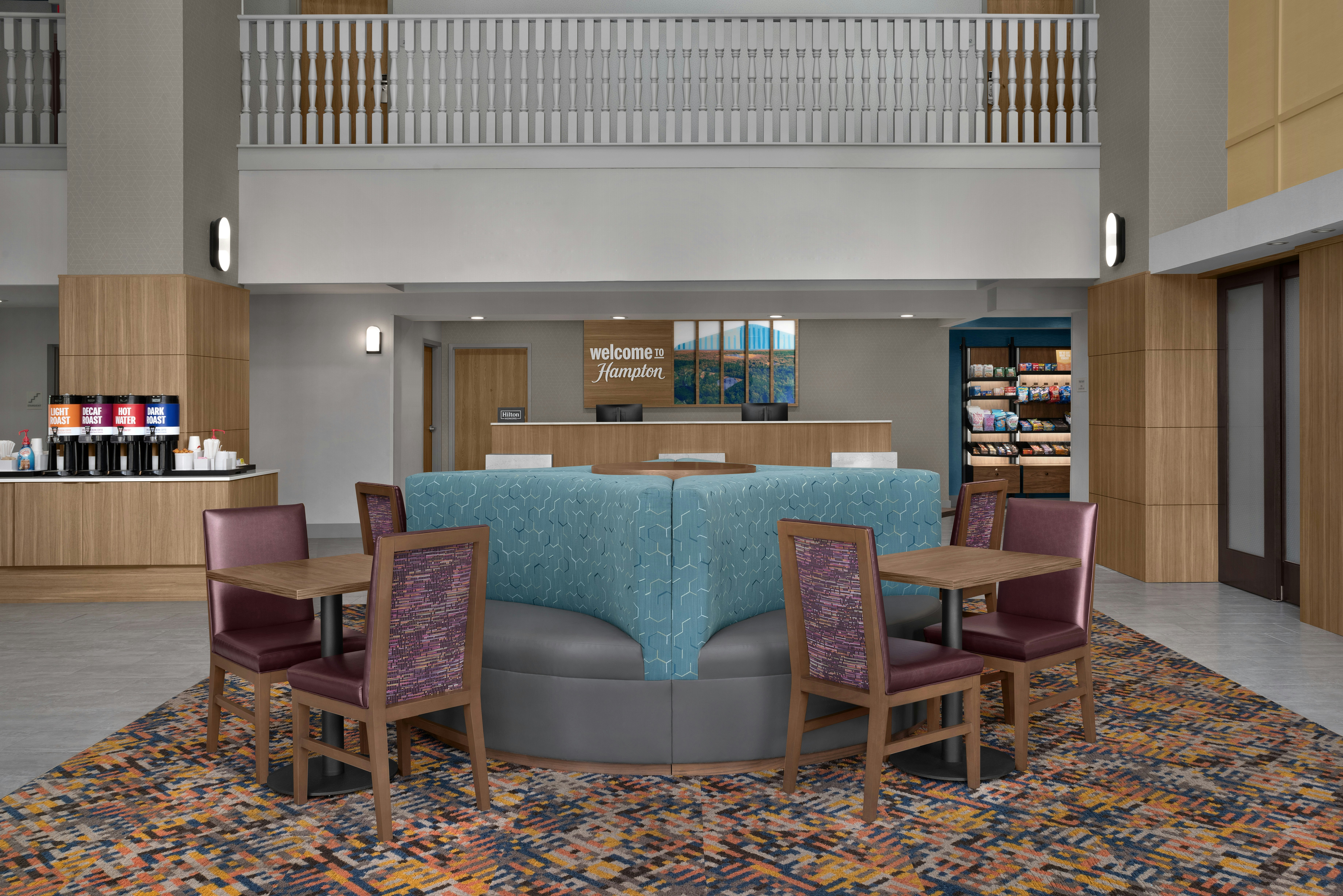 Hampton Inn Suite Lake City 22/35