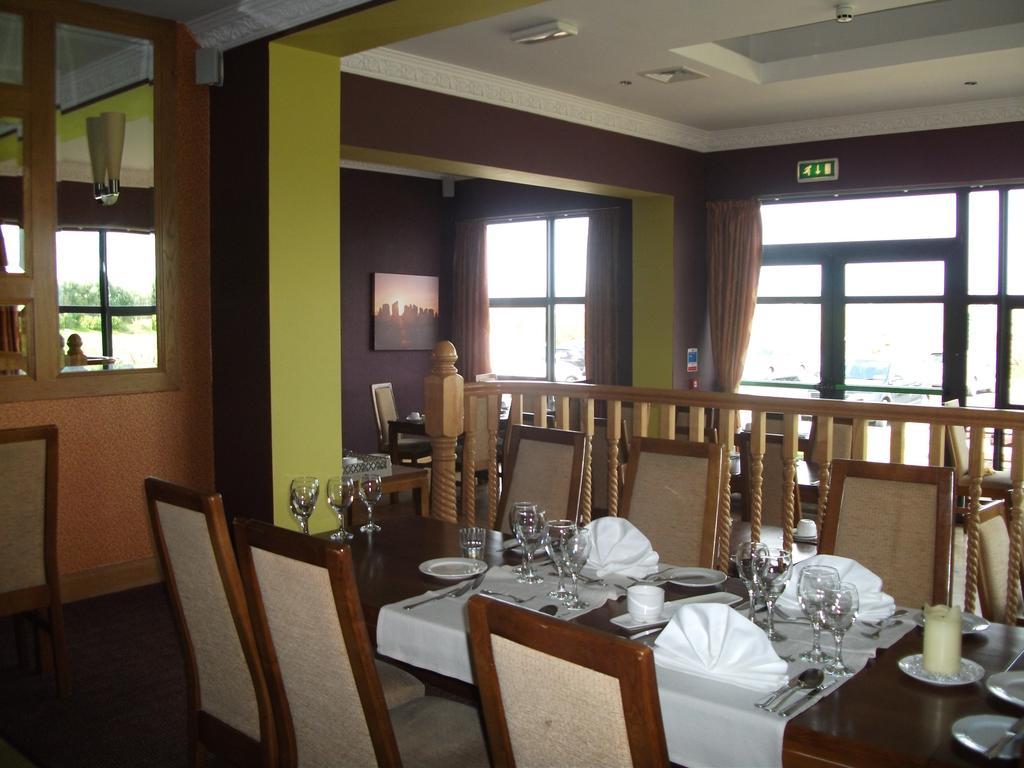 BROADHAVEN BAY HOTEL 18/25