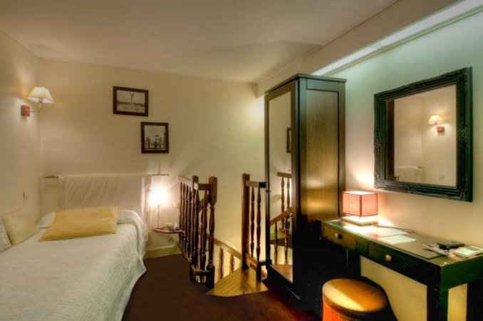 Ile de France Opera Hotel 8/8