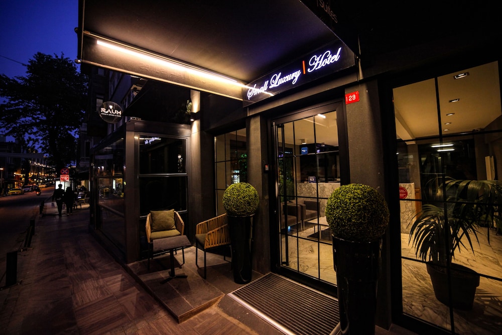 The Capital Suites 4/40