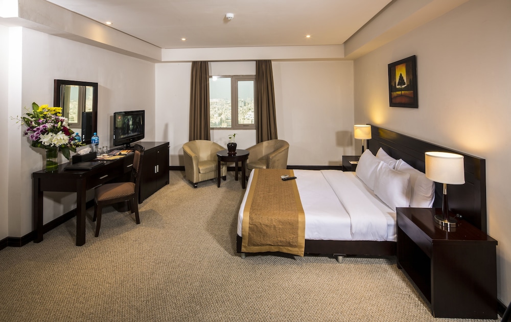 Monroe Hotel Bahrain 13/66