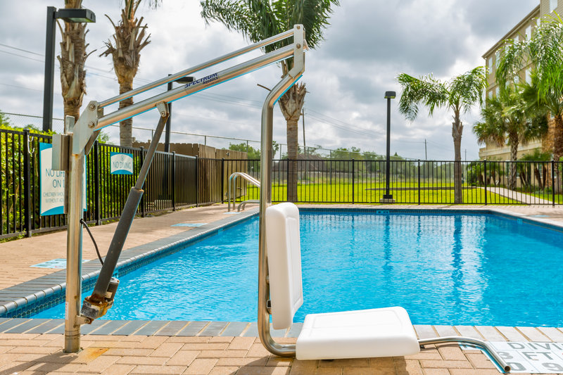 STAYBRIDGE SUITES BROWNSVILLE 37/73