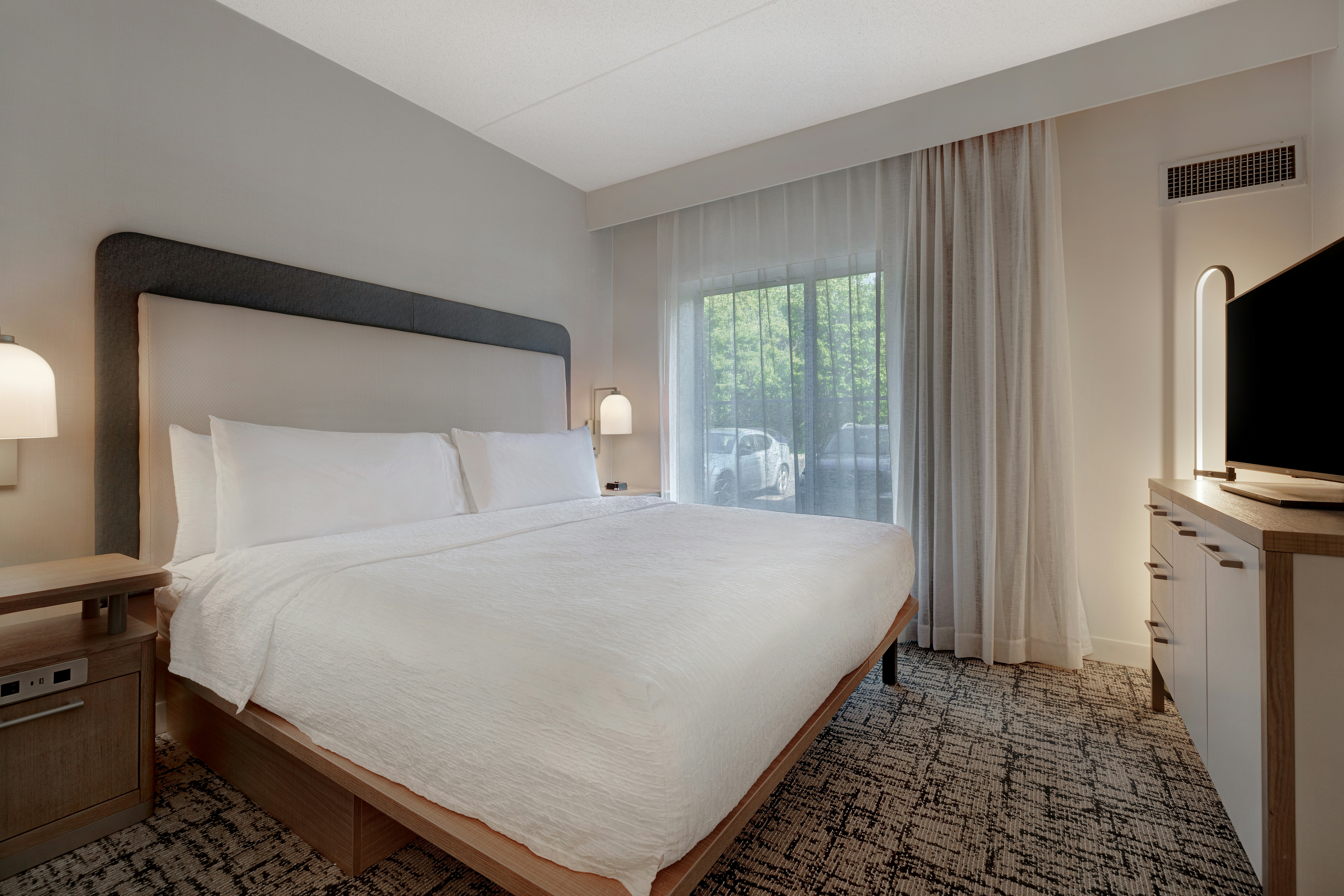 2 Bedrooms, 2 Double Beds, King Bed, 2 Bathrooms