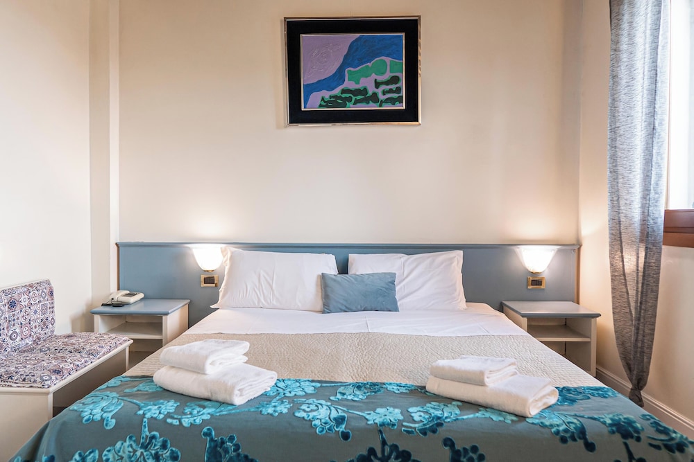 Hotel Villa Sara 14/60