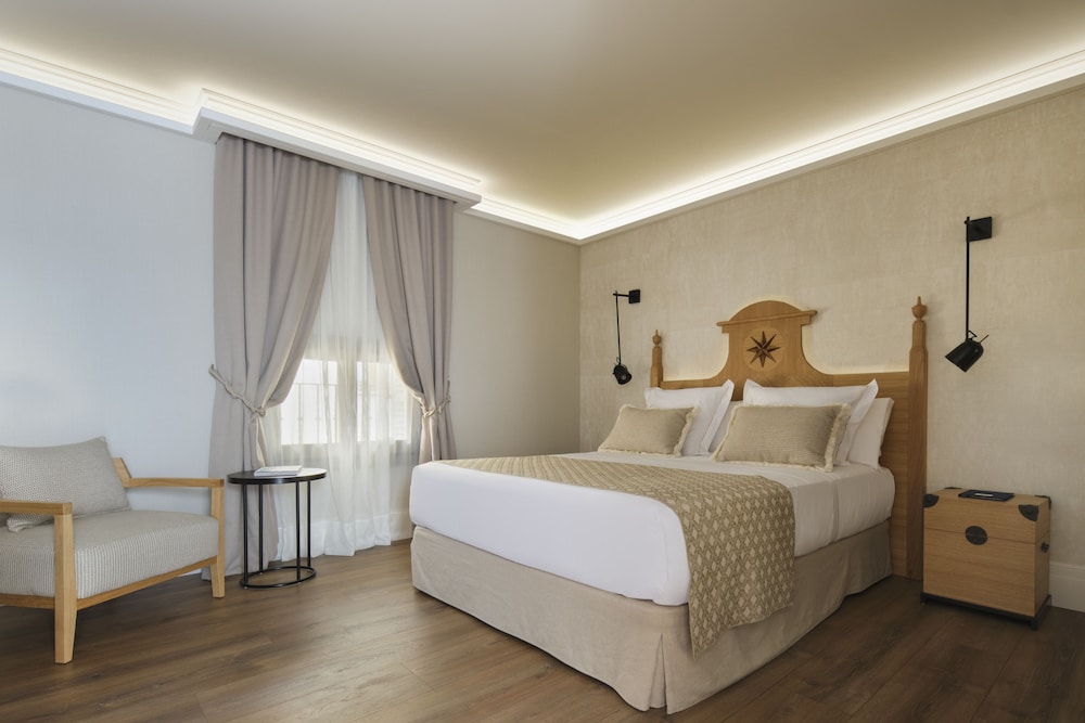 Antigua Palma Hotel 14/80