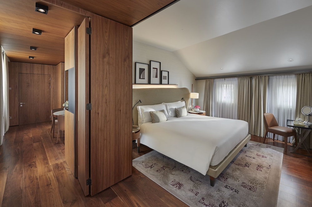 Mandarin Oriental Milan 15/81