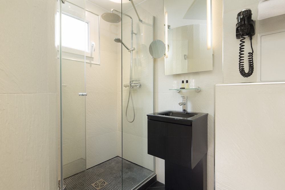 Hotel Le Relais Du Marais 29/32