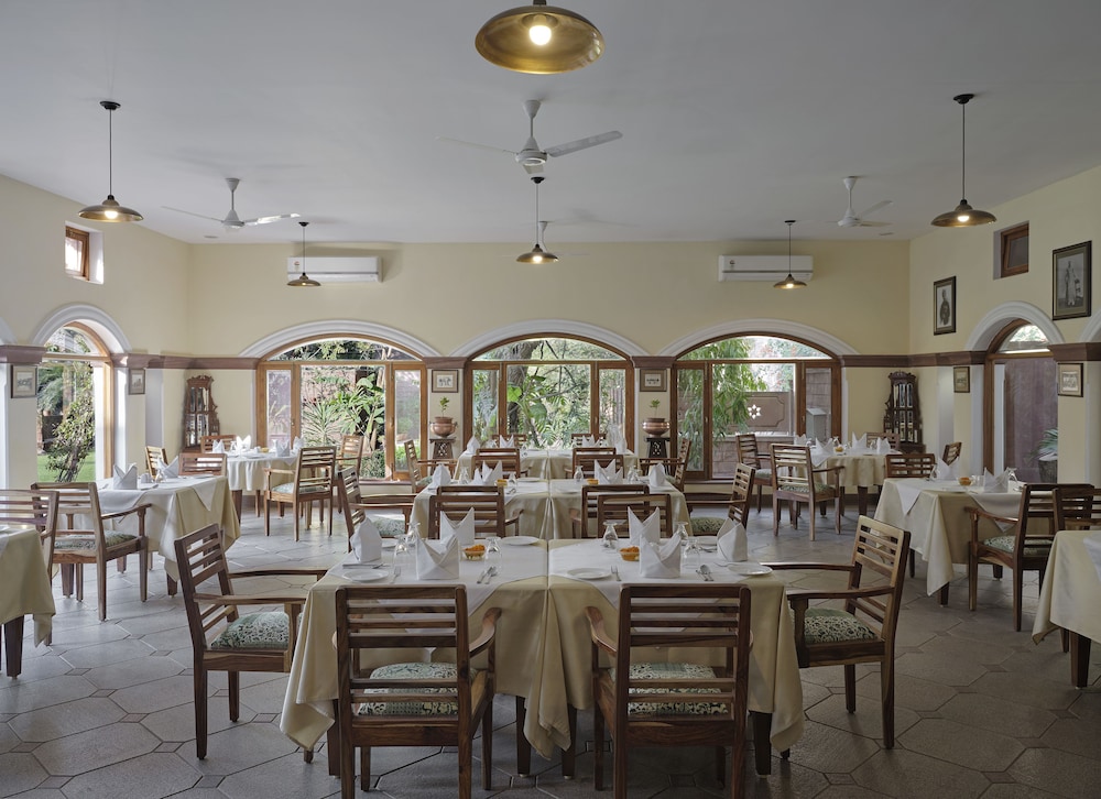 RATAN VILLAS 17/31