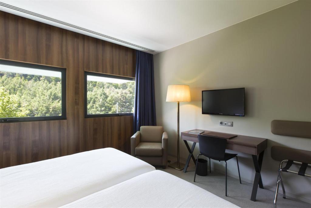 Room, Twin Beds, with Extra Bed