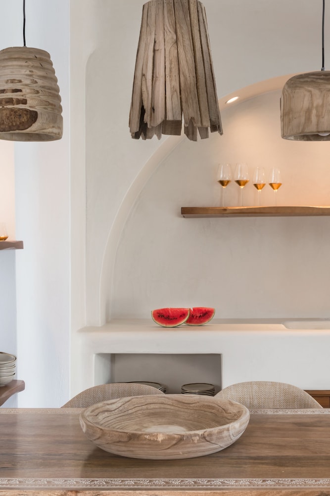 White & Co. Exclusive Island Villas 27/45