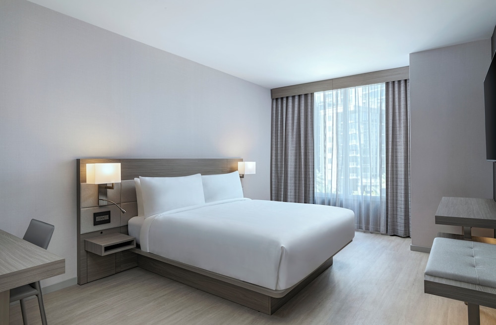 AC Hotel Phoenix North Norterra 14/50