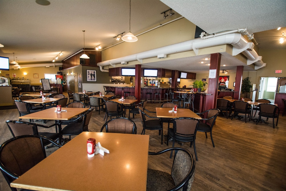 Nova Inn Acheson 24/29