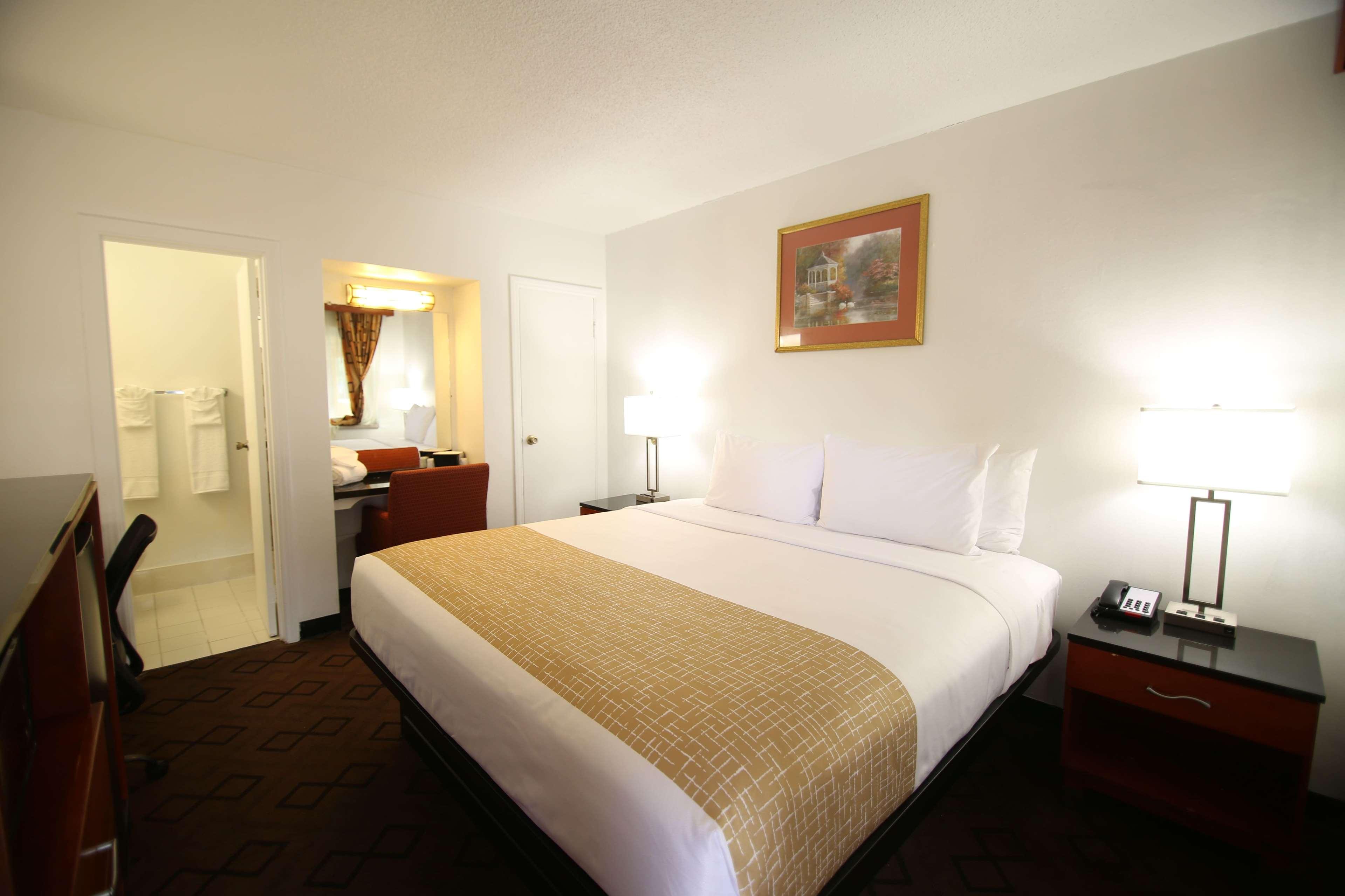 Room, Double Bed