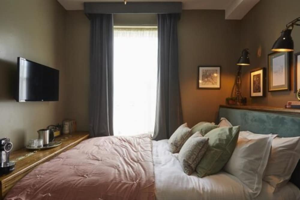 Broadstreet Townhouse 14/32