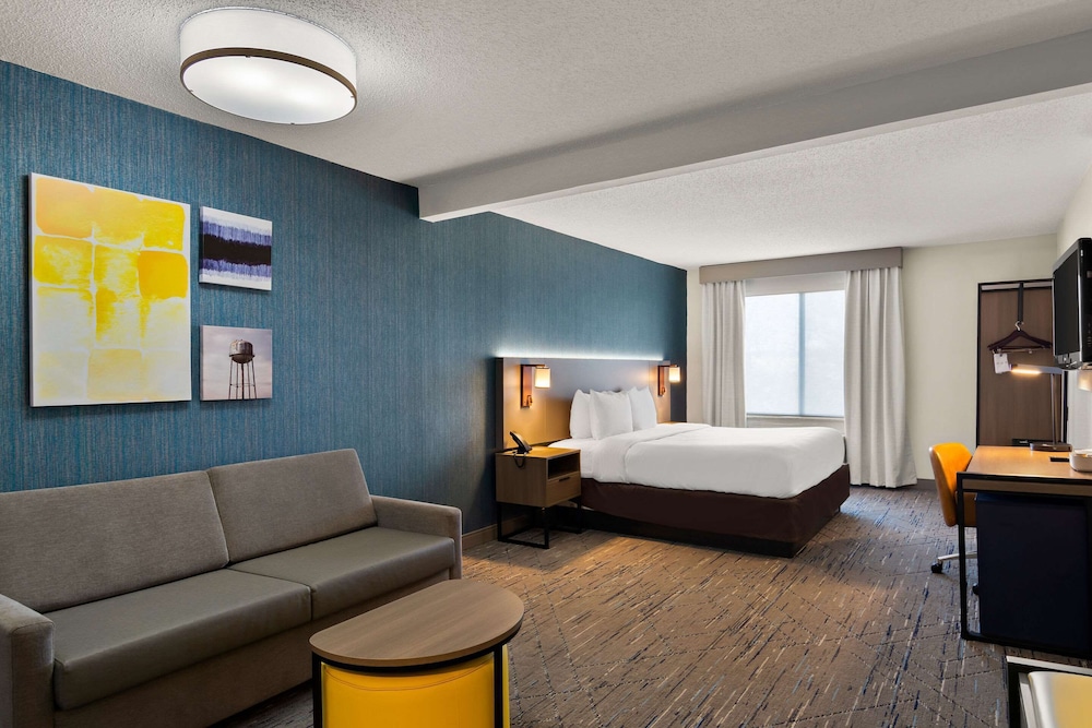 جناح بسرير كينج، Comfort Inn & Suites Ashland - Richmond North 3/4