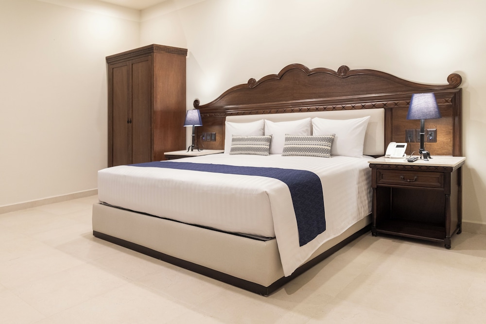 Master, Suite, King Bed