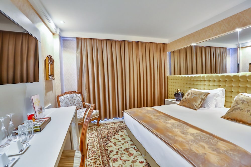 Golden Lis Hotel Boutique 22/76