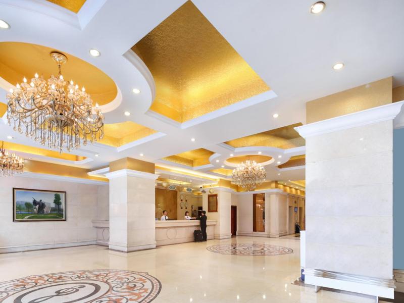 Vienna Hotel (Nanchang Bayi Square) 16/45