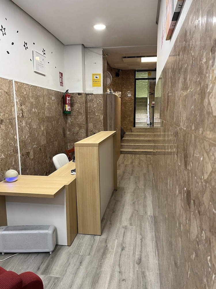 Hostel Almansa 15/50