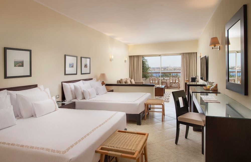 West Bay, Junior Suite, King Bed, Adult Only