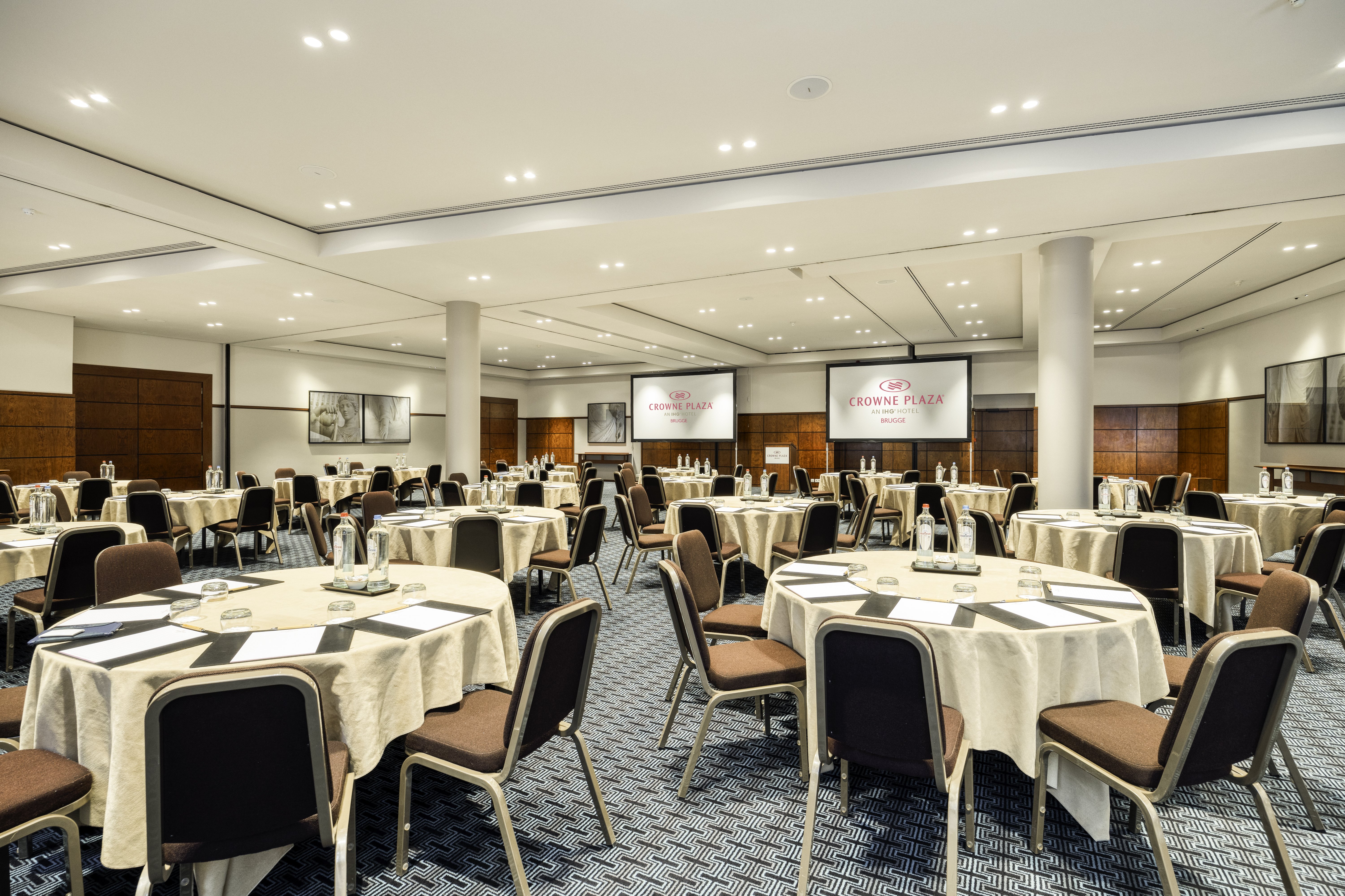 Crowne Plaza Brugge 65/79