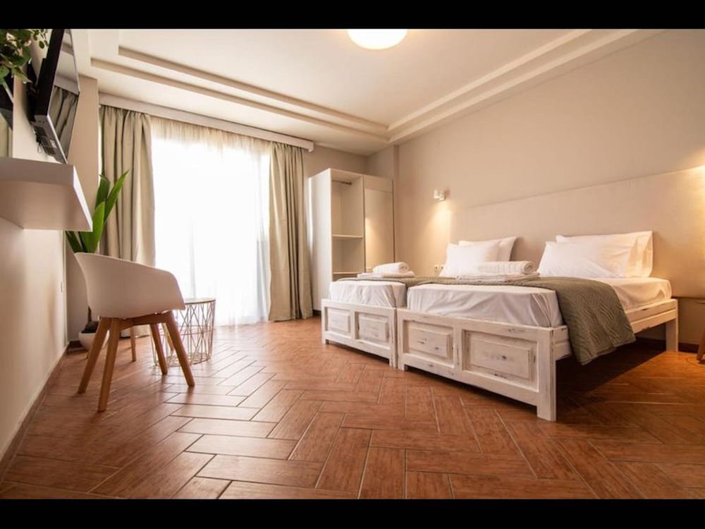 Girogiali Beach Hotel 31/50