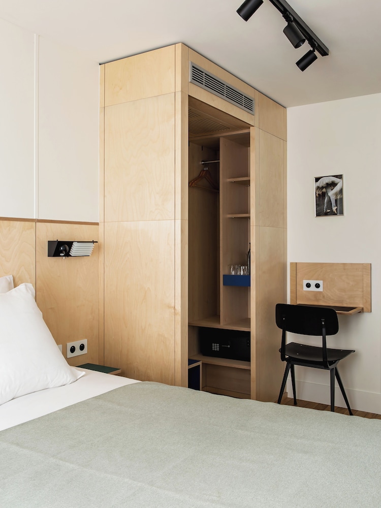 Classic, Double Bed, New Hotel Opera 10/10
