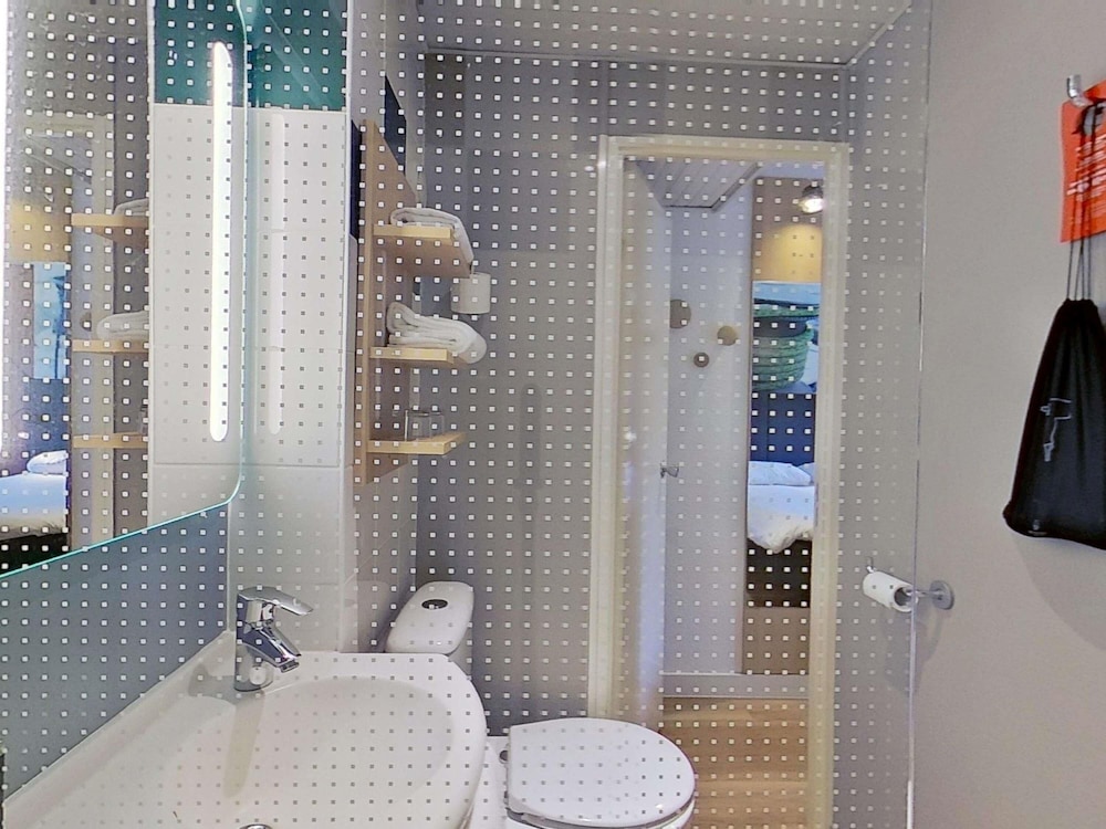 Ibis Vannes 58/59