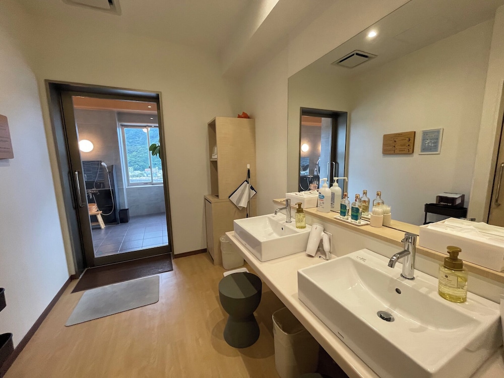 Hotel Sundays Amami 60/62