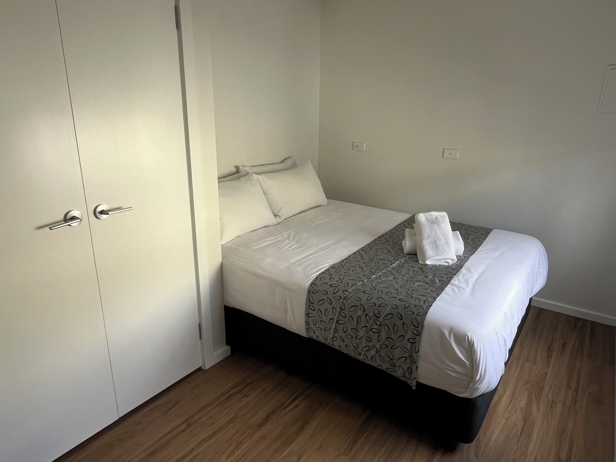 2 BEDROOMS, FAMILY, CABIN, ACCESSIBLE