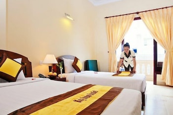 Beachfront Hotel 28/57