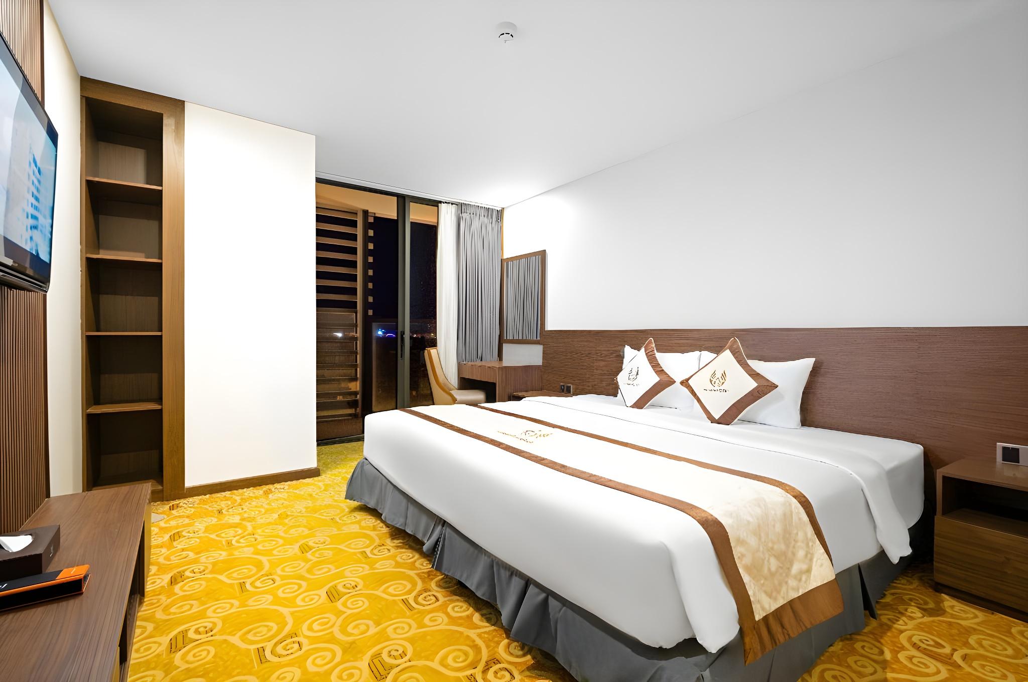 Duplex, Family, Single Bed