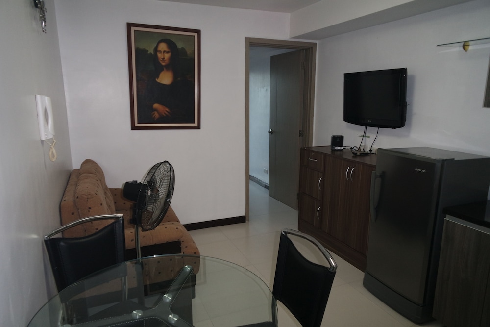 Solemare Parksuites Condo R Us 36/37