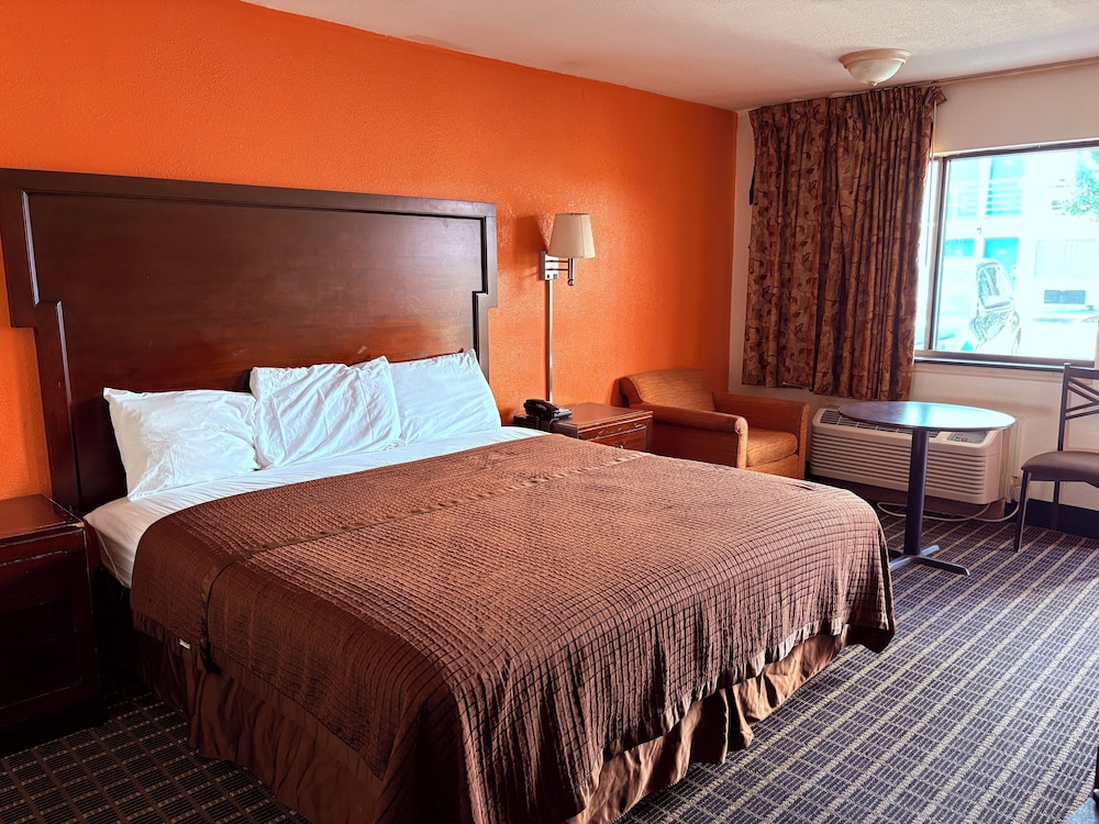 Regency Inn 11/49