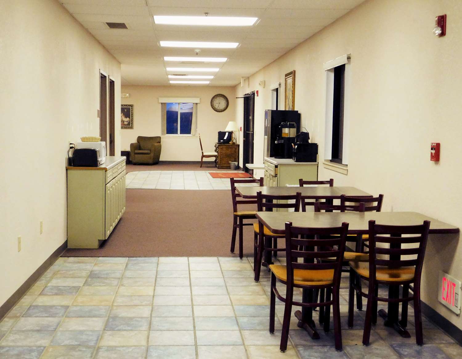 Americas Best Value Inn Fredonia 12/19