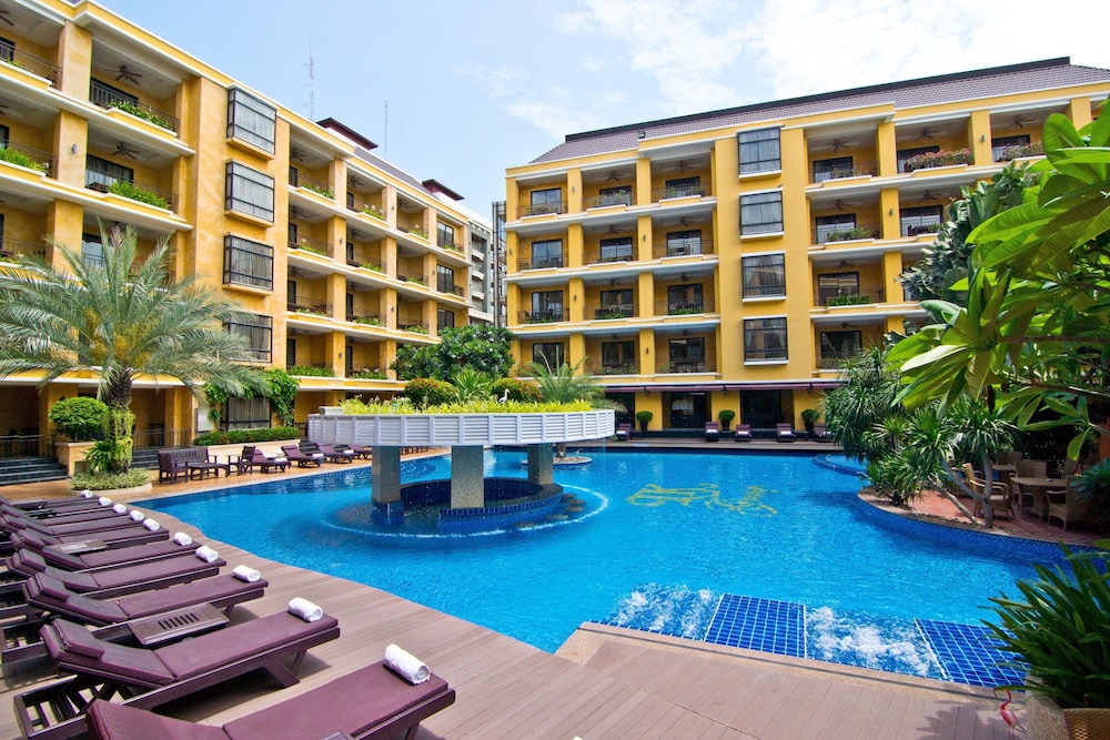 Lk Mantra Pura Resort 58/65