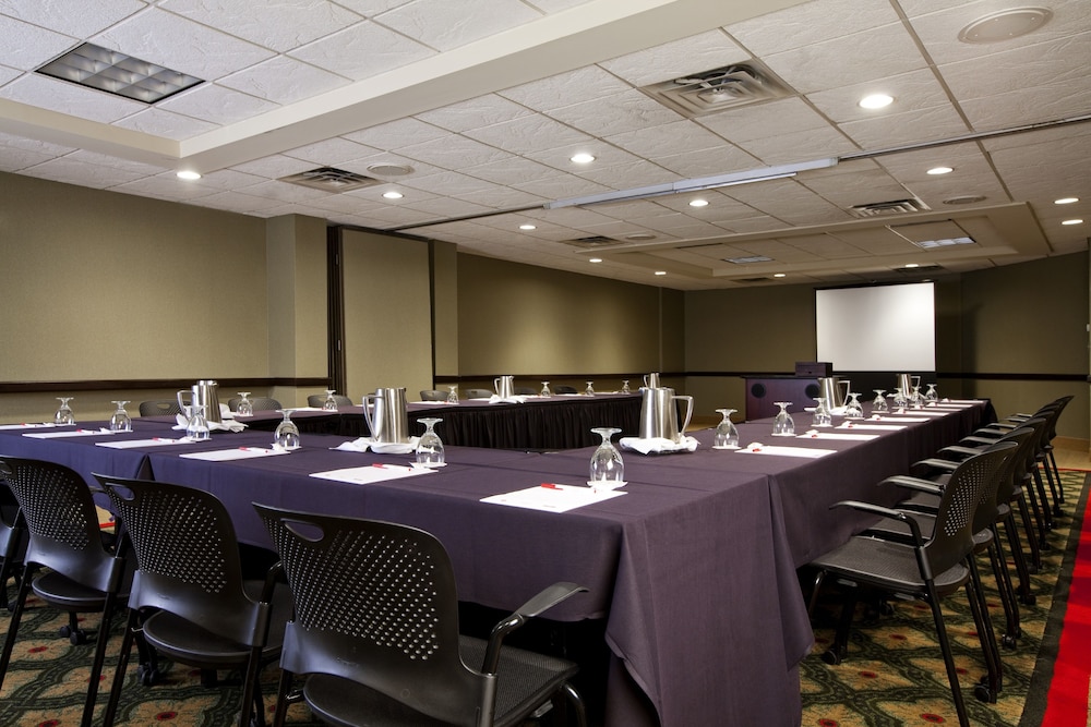 Crowne Plaza Indianapolis Airport 31/58
