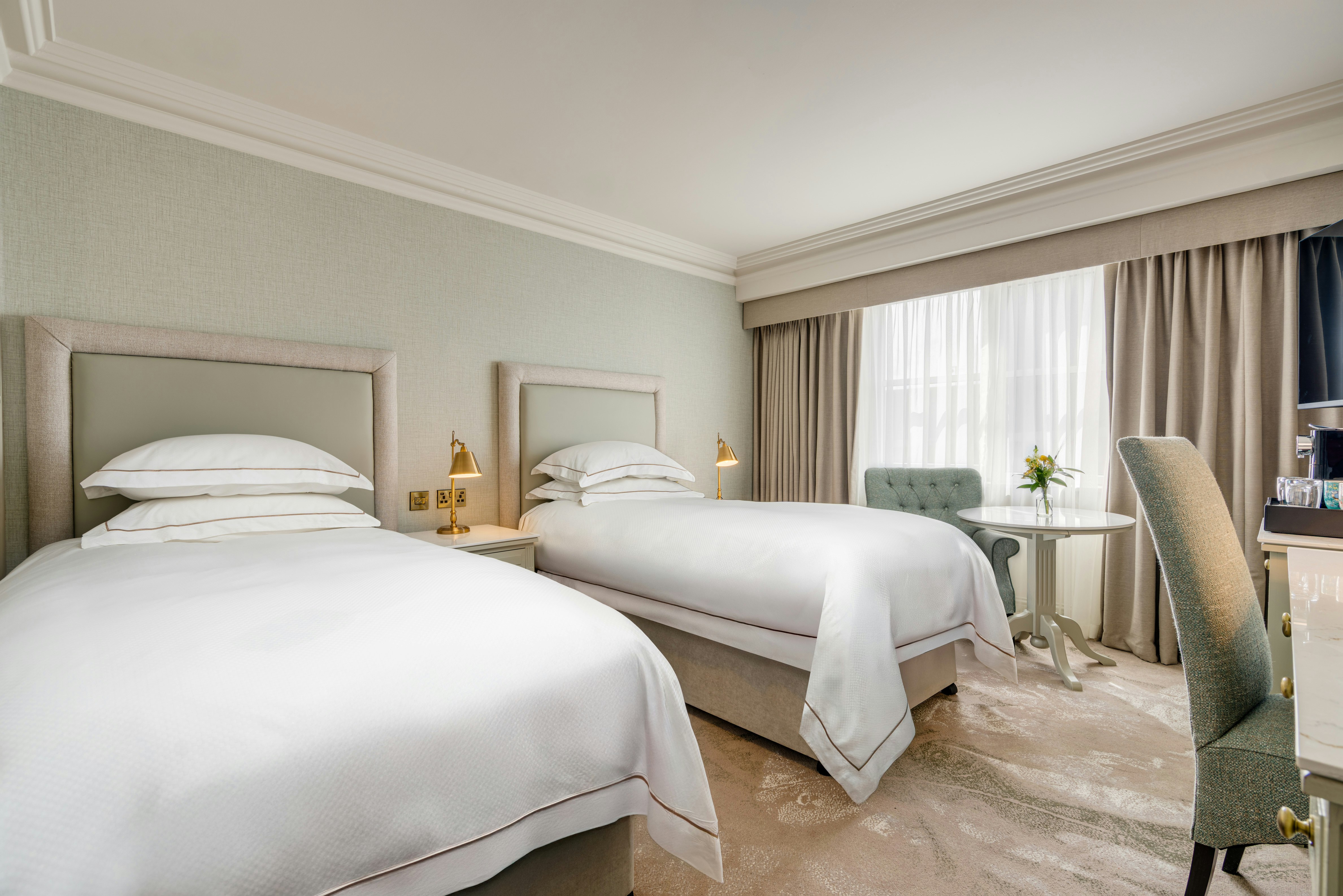 Brooks Hotel 13/50
