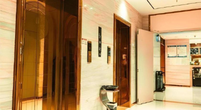 City Comfort Inn Xianning Tongcheng Zhuangyuan Square 26/50