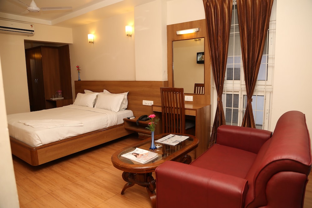 Hotel Spr Inn 6/21