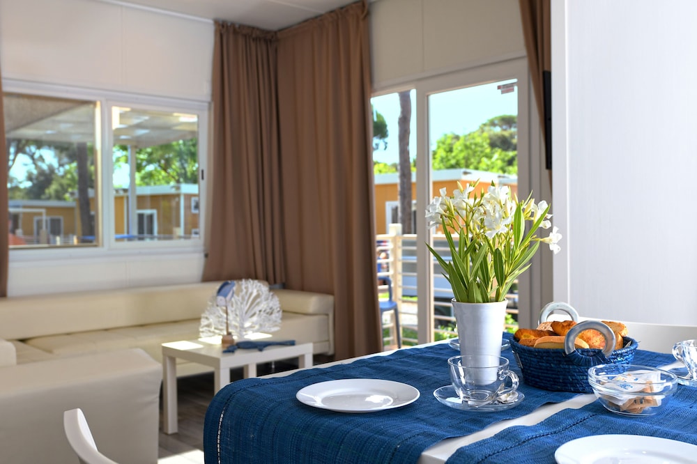 Camping Village Baia Azzurra 47/71
