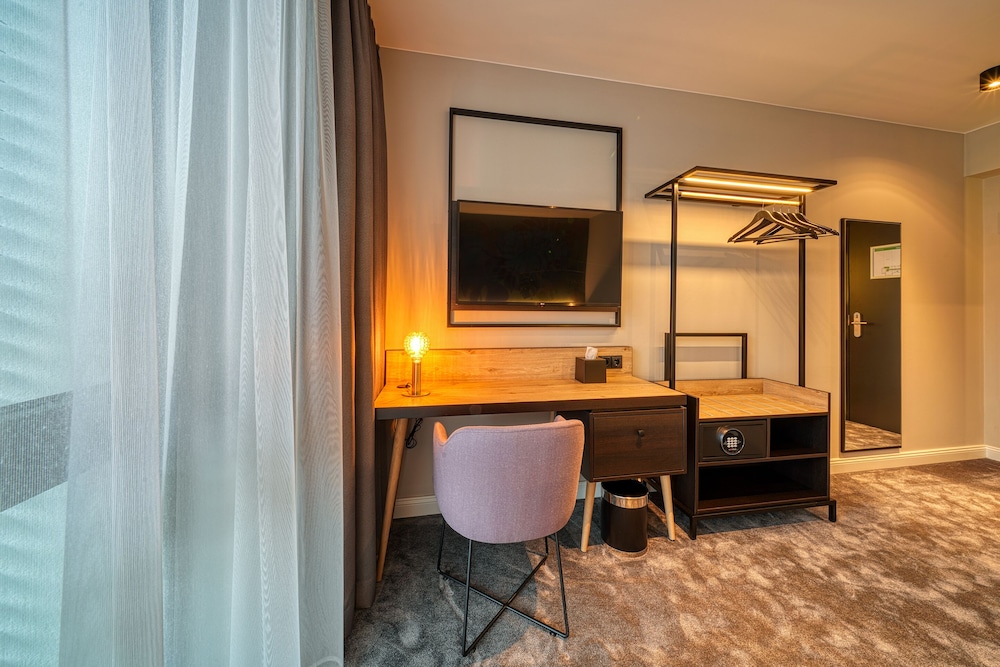 Vienna House Easy by Wyndham Bonn 47/56