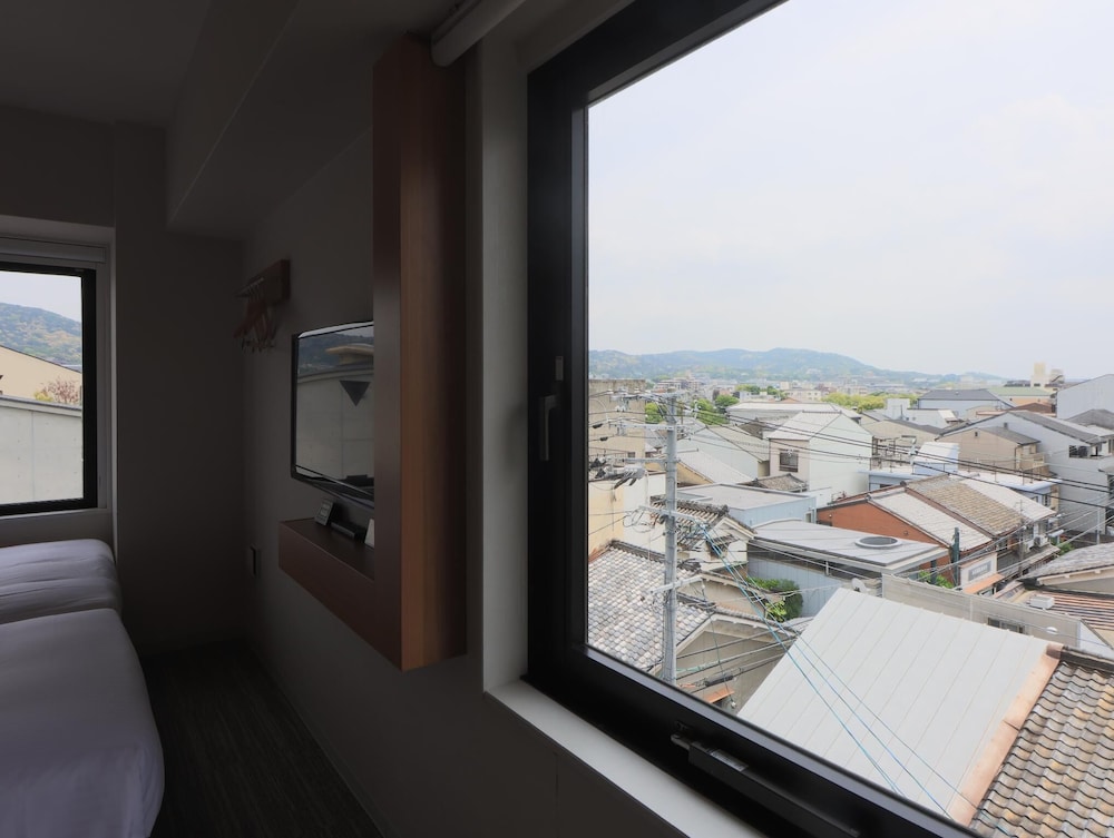 Hotel Glad One Kyoto Shichijo by M’s 9/56