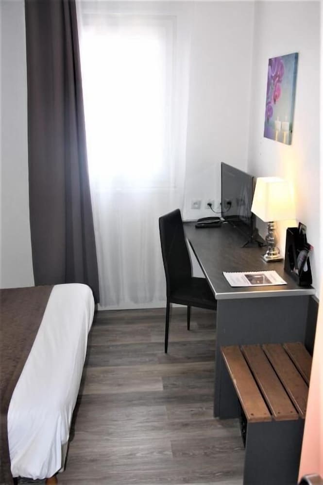 L'Hotel Le Marais Romilly Sur Seine Centre 37/44